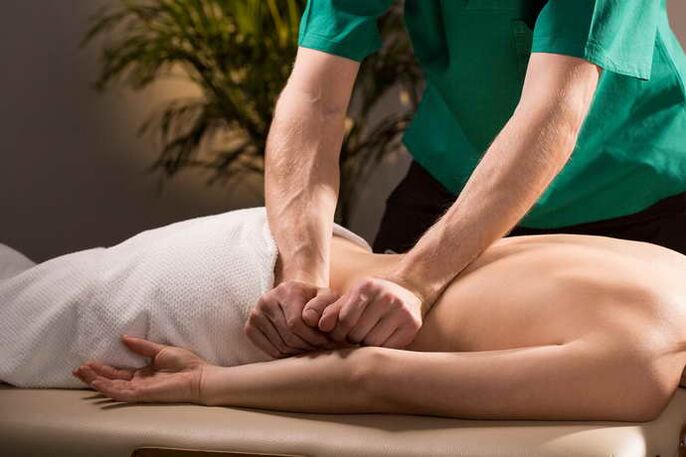 Massage na haƙuri tare da osteochondrosis